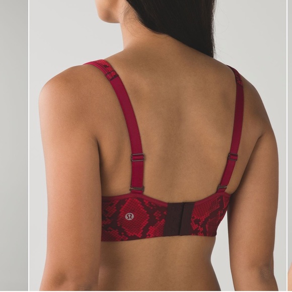 LULULEMON Ta Ta Tamer III - Picture 3 of 10